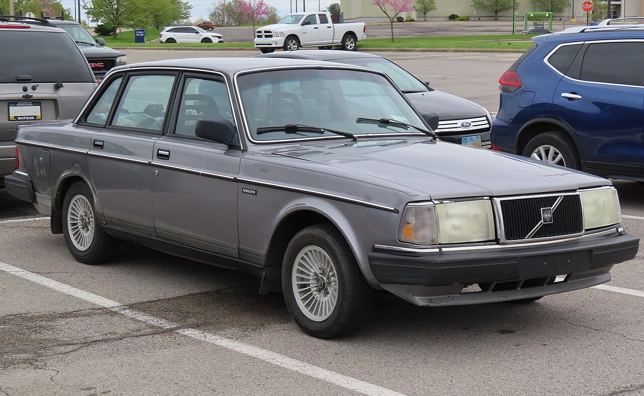 Volvo 240