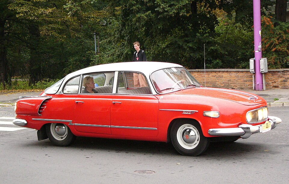 Tatra 603