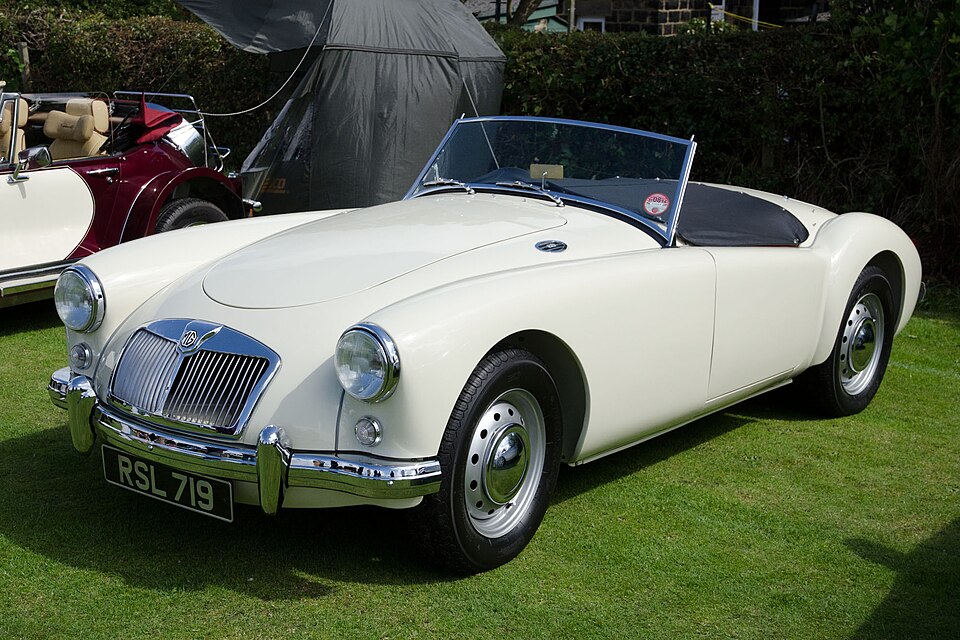 MG MGA