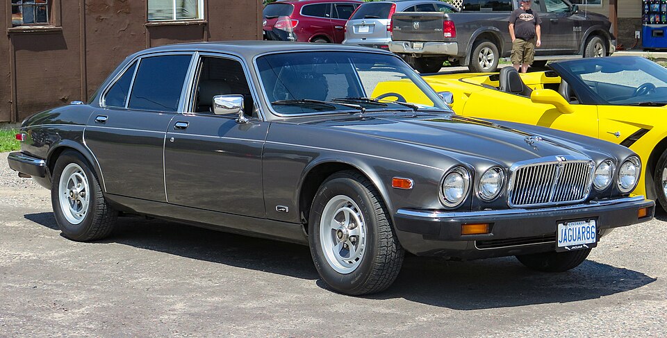 Jaguar XJ6