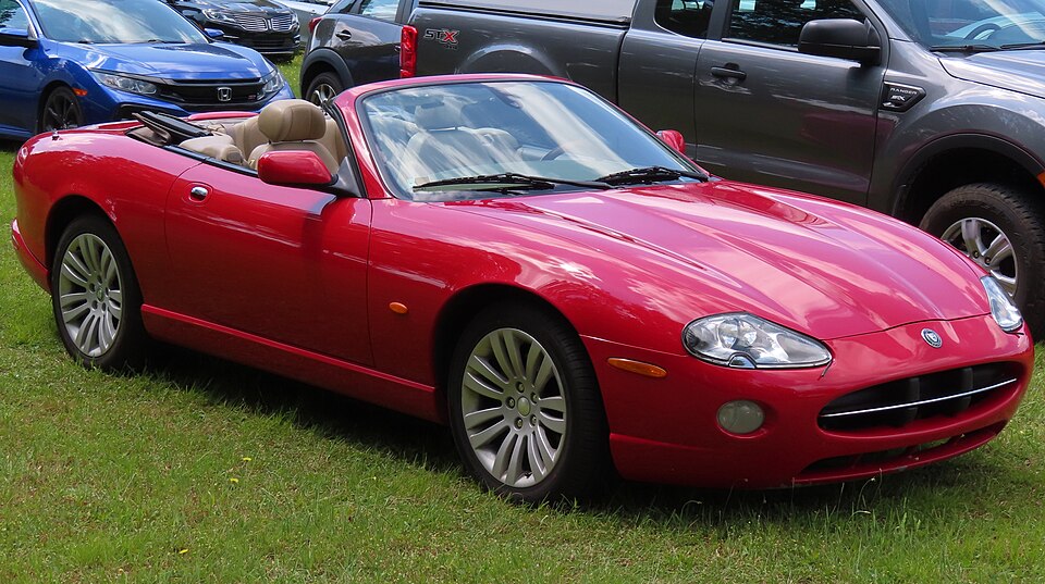 Jaguar XK8